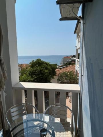 Oasis Blue Apartment Primosten Bagian luar foto